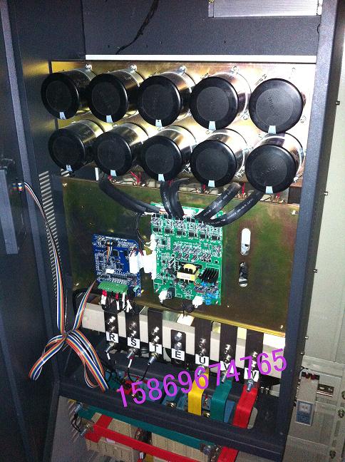 2.2KW 一拖二变频控制柜   湖南省电气控制柜